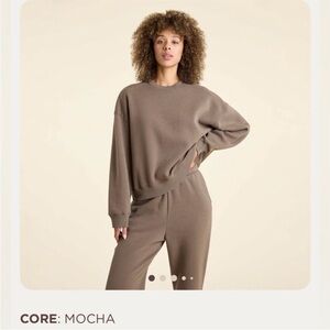 nuuds xl Mocha Women's Classic Sweatshirt crewneck